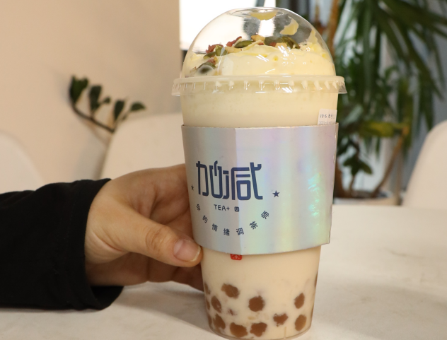 谈球吧茶饮：社交属性为奶茶赋予了特殊使命