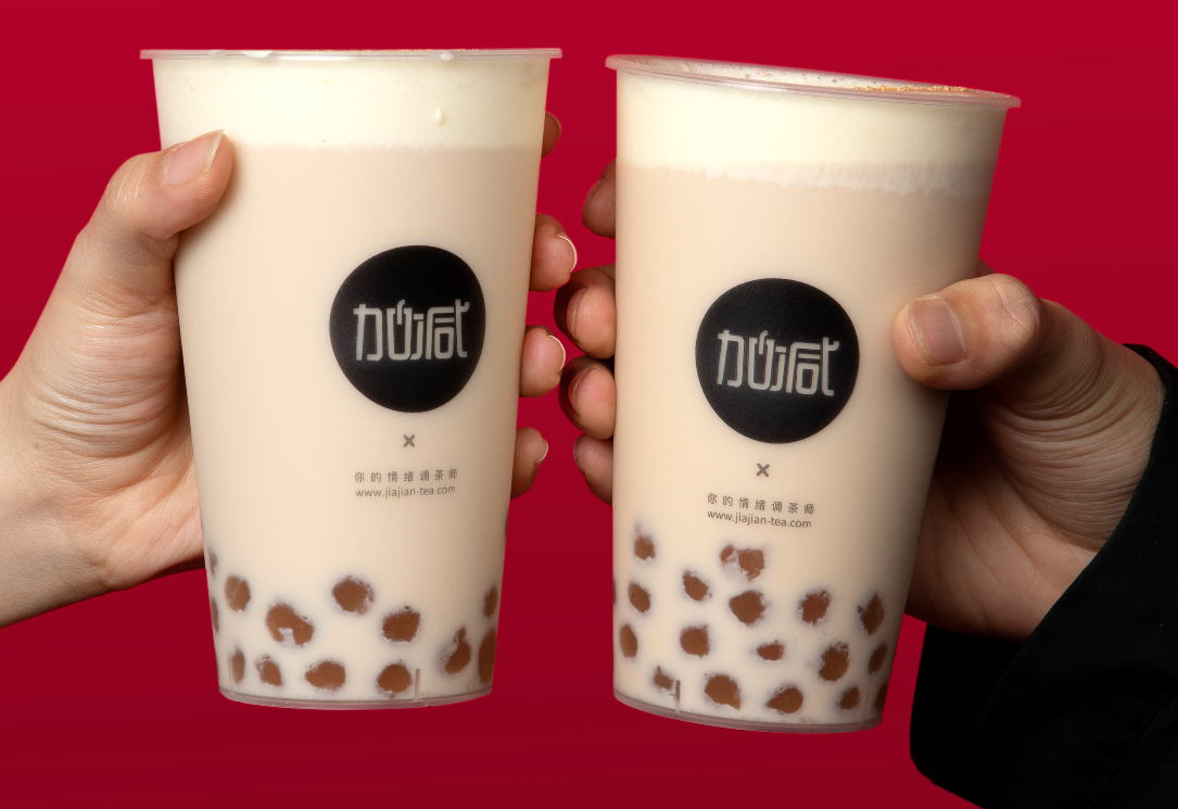 谈球吧茶饮：新品牌奶茶是否值得加盟商考虑