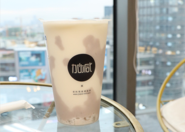 谈球吧茶饮：健康不容忽视，奶茶发展方向离不开健康